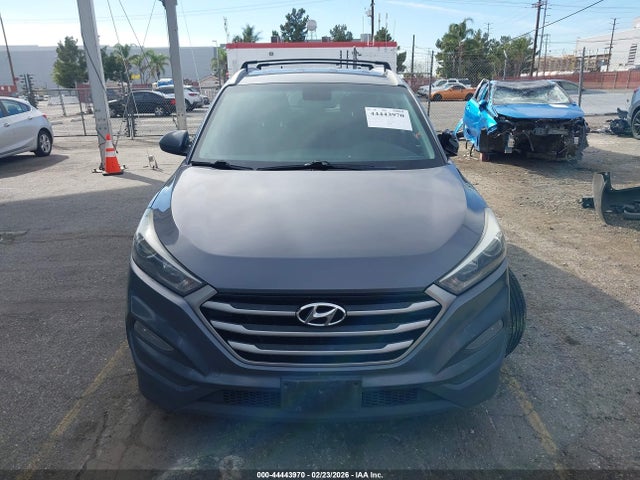 KM8J33A41JU733436 Hyundai TUCSON SEL