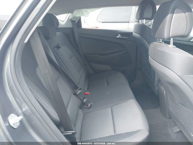 KM8J33A41JU733436 Hyundai TUCSON SEL