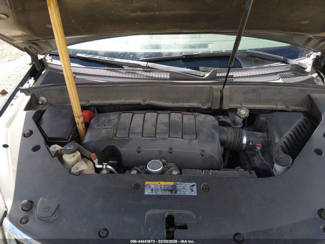 1GNKRHKD0HJ186942 Chevrolet Traverse 2lt