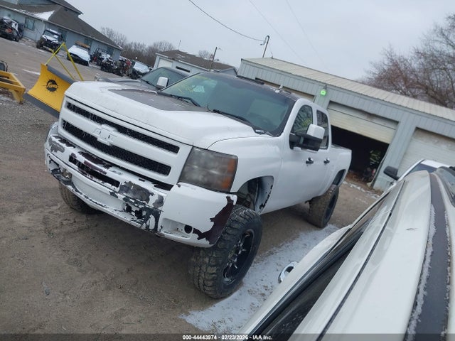 2010 Chevrolet Silverado 2500hd Ltz მანქანა იყიდება აუქციონზე, vin: 1GC4KYB62AF113636, აუქციონის ნომერი: 44443974