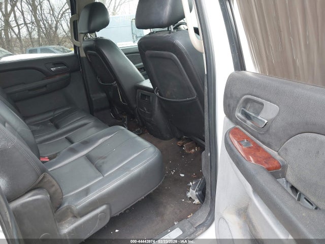 2010 Chevrolet Silverado 2500hd Ltz მანქანა იყიდება აუქციონზე, vin: 1GC4KYB62AF113636, აუქციონის ნომერი: 44443974