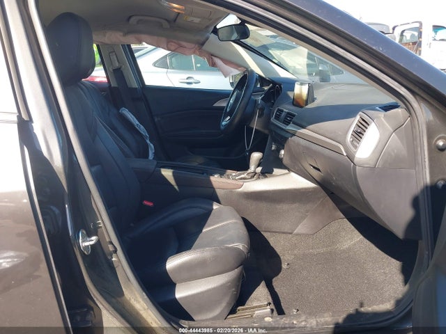 3MZBN1V31JM191782 Mazda Mazda3 Touring