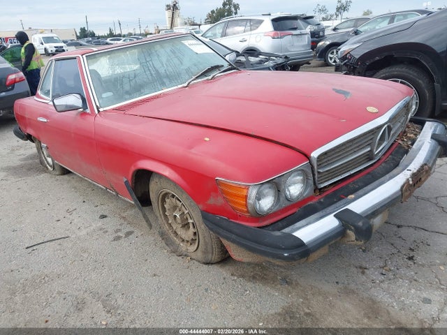 1984 MERCEDES-BENZ 380 WDBBA45A8EA003937