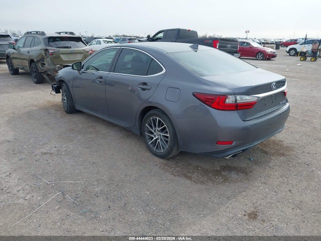 2016 Lexus Es 350 მანქანა იყიდება აუქციონზე, vin: 58ABK1GG6GU022572, აუქციონის ნომერი: 44444023