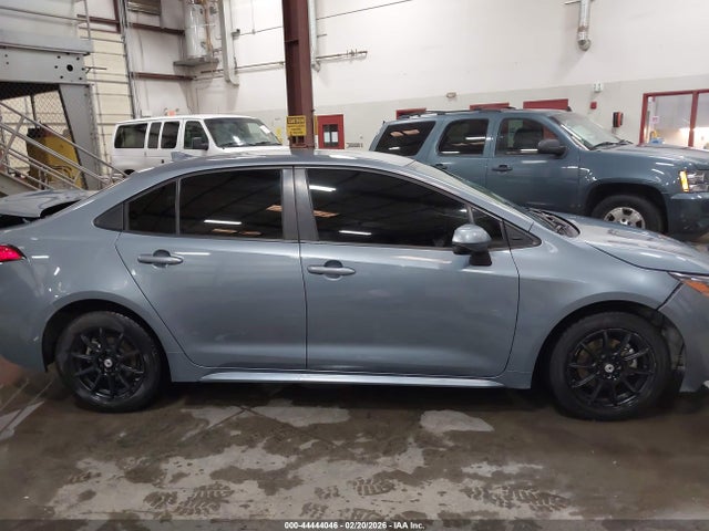 JTDEPRAE4LJ002414 Toyota COROLLA LE