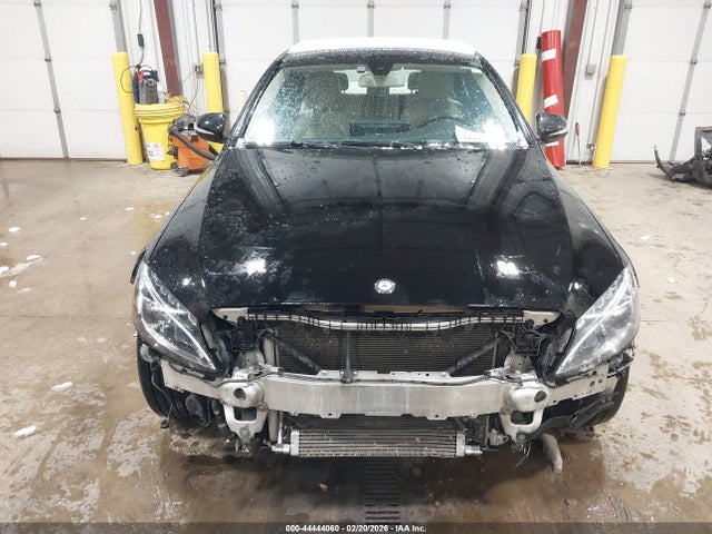 Продажа на аукционе авто 2015 Mercedes-benz C 300 4matic, vin: 55SWF4KB2FU001836, номер лота: 44444060