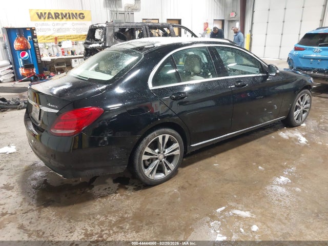 Продажа на аукционе авто 2015 Mercedes-benz C 300 4matic, vin: 55SWF4KB2FU001836, номер лота: 44444060