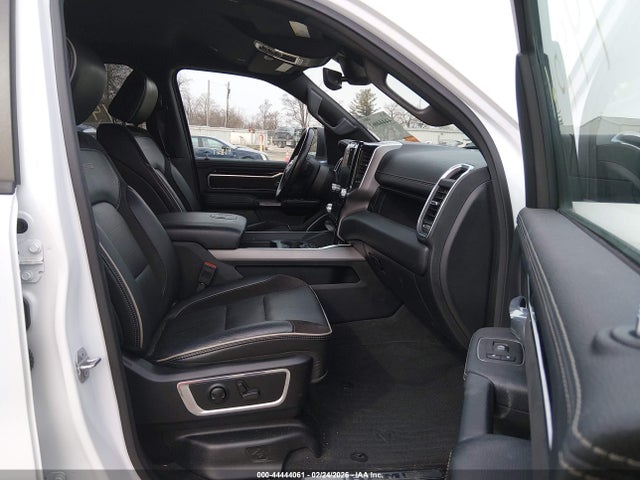 44444061 :رقم المزاد ، 1C6SRFJT7NN140669 vin ، 2022 Ram 1500 Laramie  4x4 5'7 Box مزاد بيع