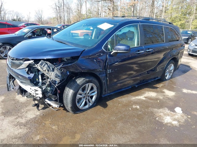 2024 TOYOTA SIENNA 5TDJSKFC9RS119719 Photo 1