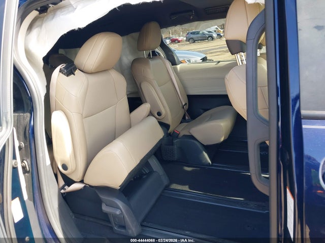 2024 TOYOTA SIENNA 5TDJSKFC9RS119719 Photo 7