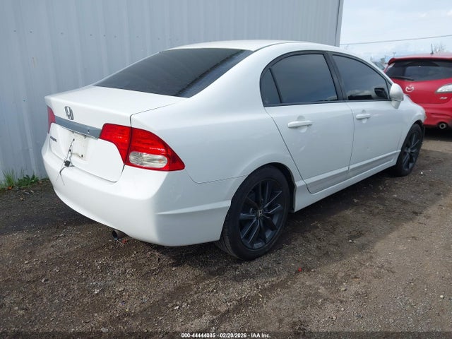 Продажа на аукционе авто 2011 Honda Civic Lx, vin: 2HGFA1F54BH308465, номер лота: 44444085