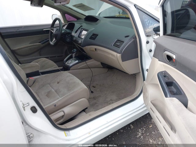 Продажа на аукционе авто 2011 Honda Civic Lx, vin: 2HGFA1F54BH308465, номер лота: 44444085