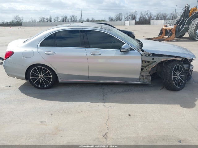 W1KWF8DB9LR595777 Mercedes-Benz C 300