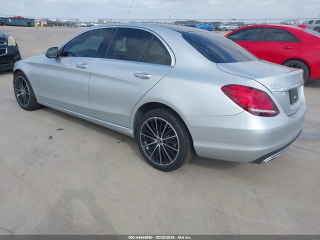 2020 MERCEDES-BENZ C 300 W1KWF8DB9LR595777 Photo 2