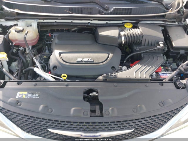 2017 CHRYSLER PACIFICA 2C4RC1GG5HR705661 Photo 9