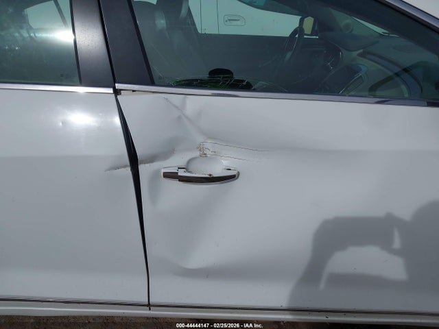 Aukcja sprzedaży 2010 Buick Lacrosse Cxl, vin: 1G4GC5EG5AF201086, numer aukcji: 44444147