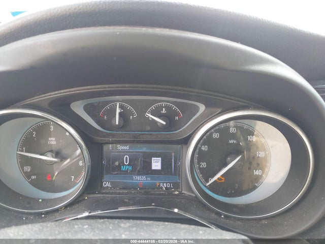 44444156 :رقم المزاد ، LRBFX1SAXJD006124 vin ، 2018 Buick Envision Essence مزاد بيع