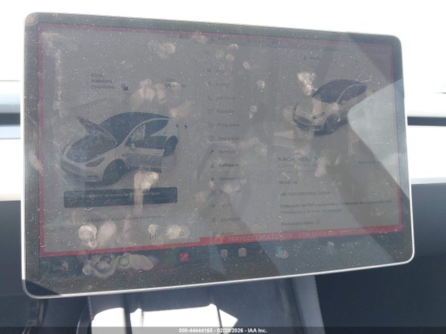 2024 Tesla Model Y Long Range Dual Motor All-wheel Drive მანქანა იყიდება აუქციონზე, vin: 7SAYGDEE9RA320605, აუქციონის ნომერი: 44444165