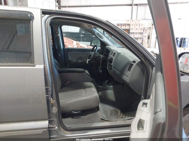 44444184 :رقم المزاد ، 1D7HW48N05S130113 vin ، 2005 Dodge Dakota Slt مزاد بيع
