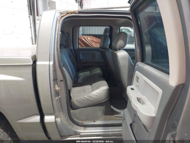 44444184 :رقم المزاد ، 1D7HW48N05S130113 vin ، 2005 Dodge Dakota Slt مزاد بيع