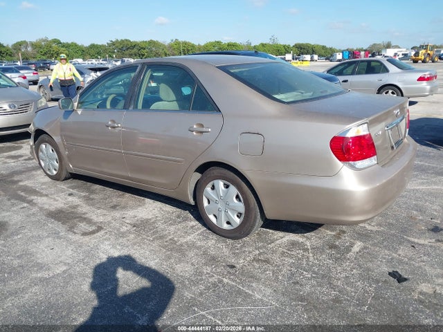 Продаж на аукціоні авто 2005 Toyota Camry Le/se/std/xle, vin: 4T1BE32K354531943, номер лоту: 44444187