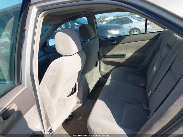 Продаж на аукціоні авто 2005 Toyota Camry Le/se/std/xle, vin: 4T1BE32K354531943, номер лоту: 44444187