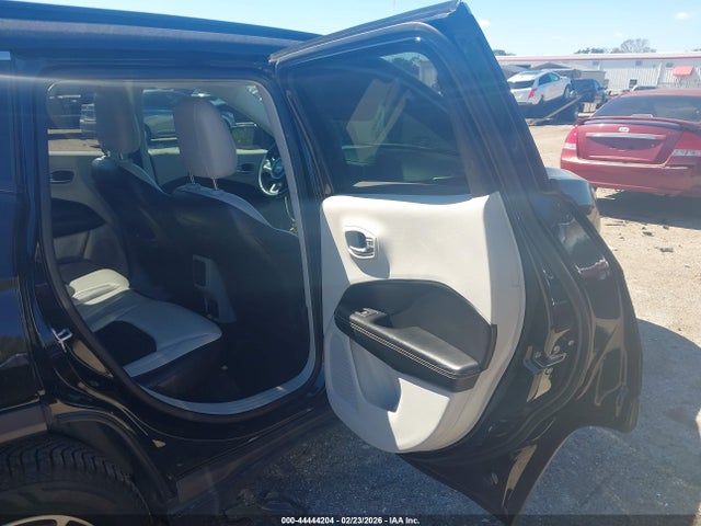 44444204 :رقم المزاد ، 3C4NJCBB8JT488766 vin ، 2018 Jeep Compass Sun And Wheel Fwd مزاد بيع