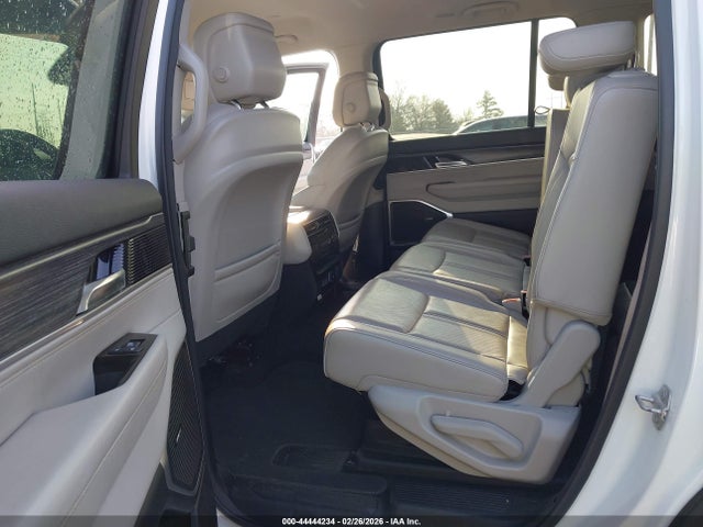 2023 JEEP WAGONEER 1C4SJUDP5PS505826 Photo 7