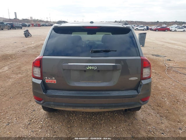 1C4NJDEB4HD191561 Jeep Compass Latitude 4x4