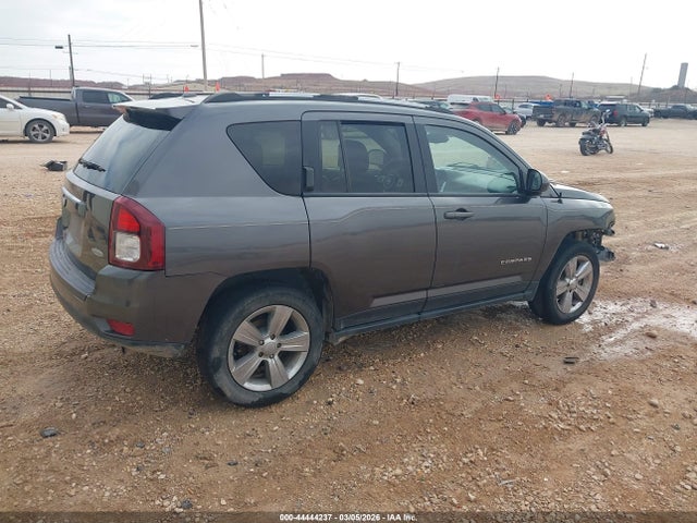 Jeep Compass Latitude 4x4 2017 1C4NJDEB4HD191561 Image 4
