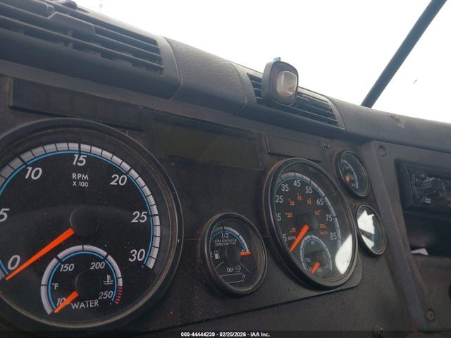 Aukcja sprzedaży 2015 Freightliner Cascadia 125, vin: 3AKJGLD52FSGB0668, numer aukcji: 44444239