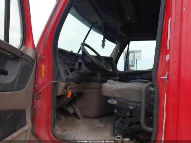 Aukcja sprzedaży 2015 Freightliner Cascadia 125, vin: 3AKJGLD52FSGB0668, numer aukcji: 44444239