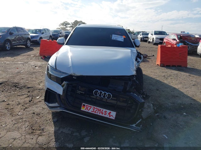 2020 Audi Q8 Prestige 55 Tfsi Quattro Tiptronic მანქანა იყიდება აუქციონზე, vin: WA1FVAF11LD017785, აუქციონის ნომერი: 44444248