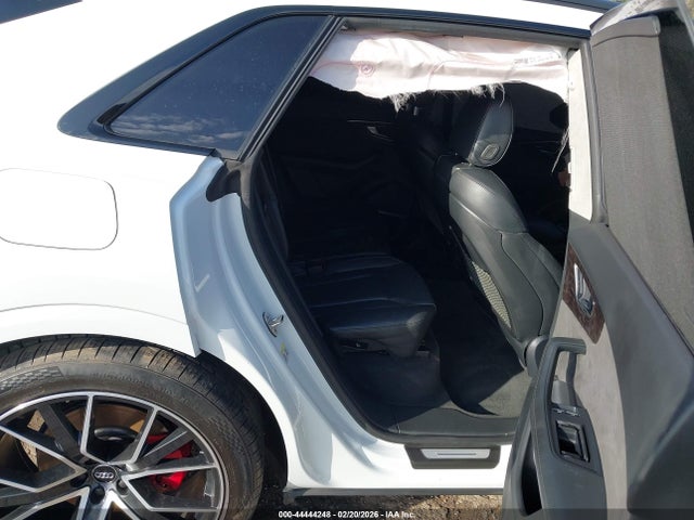 2020 Audi Q8 Prestige 55 Tfsi Quattro Tiptronic მანქანა იყიდება აუქციონზე, vin: WA1FVAF11LD017785, აუქციონის ნომერი: 44444248