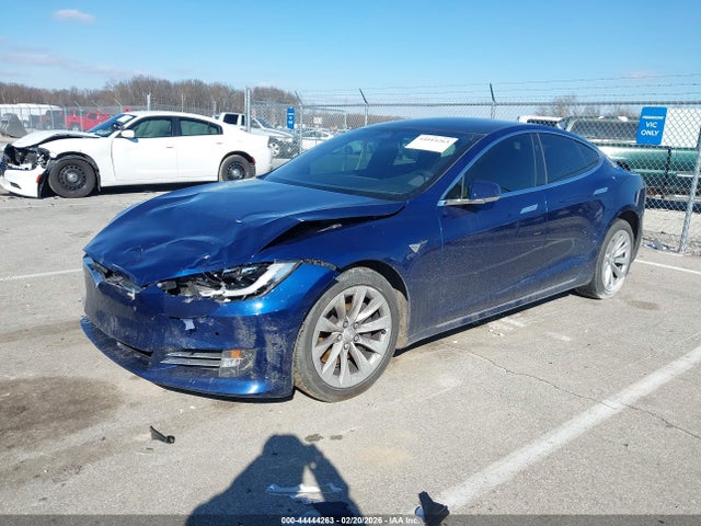 Tesla MODEL S 2017 5YJSA1E25HF200388 Image 2