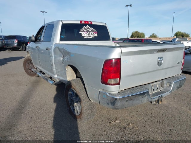 3C6UR5CJ5HG537972 RAM 2500 Tradesman 4x4 6&#039;4 Box