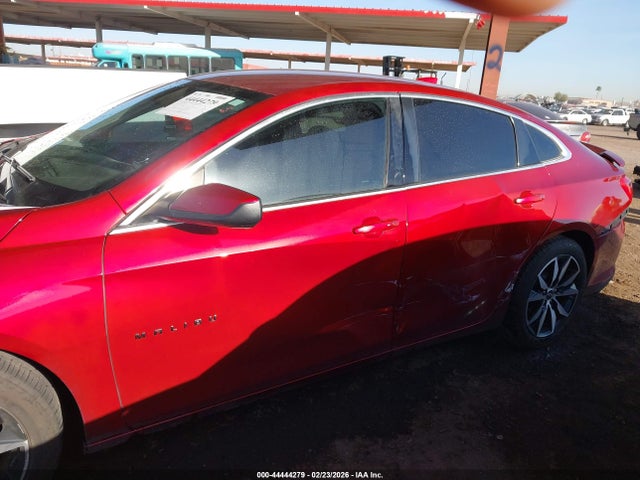 1G1ZG5ST4MF017824 Chevrolet Malibu Fwd Rs