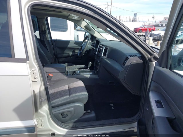 2008 JEEP GRAND CHEROKEE 1J8GR48K58C237278 Photo 4