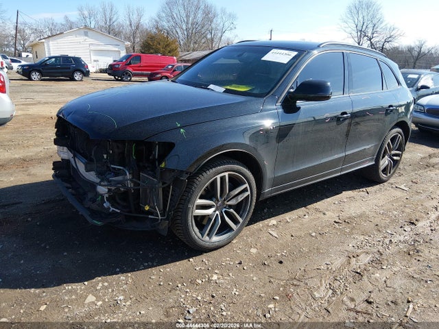 2016 AUDI SQ5 WA1CCAFP0GA022562 Photo 1