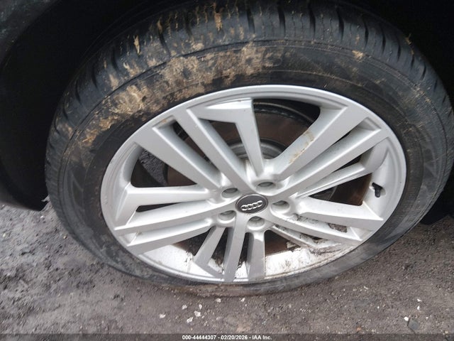 WA1BNAFY7J2161930 Audi Q5 2.0t Premium/2.0t Tech Premium