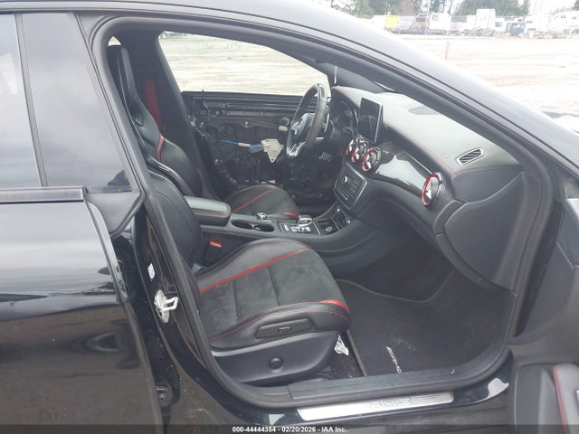 WDDSJ5CB7FN231530 Mercedes-Benz Cla 45 Amg 4matic