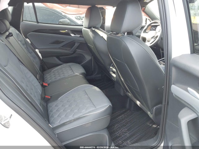 44444374 :رقم المزاد ، 3VVUW7RM1TM034935 vin ، 2026 Volkswagen Tiguan Sel R-line Turbo مزاد بيع