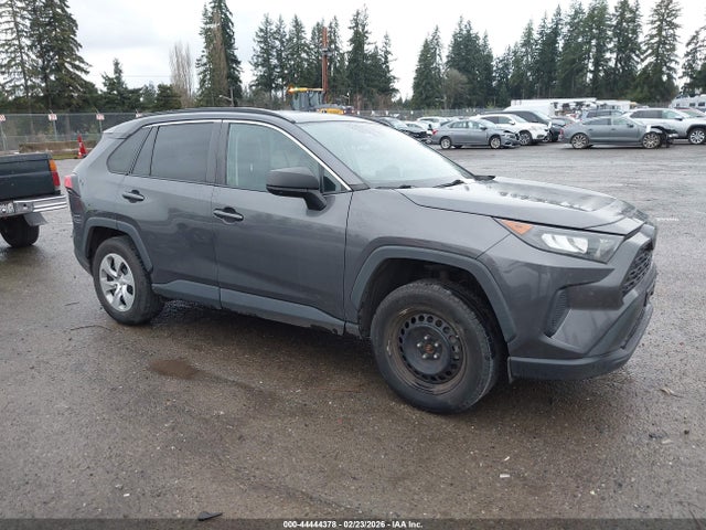 Toyota RAV4 LE 2019 2T3H1RFV6KW012711 Image 14
