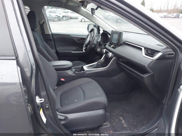Toyota RAV4 LE 2019 2T3H1RFV6KW012711 Image 5