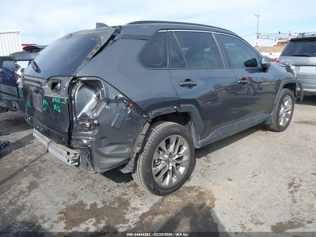 2T3C1RFV9LW070579 Toyota Rav4 Xle Premium