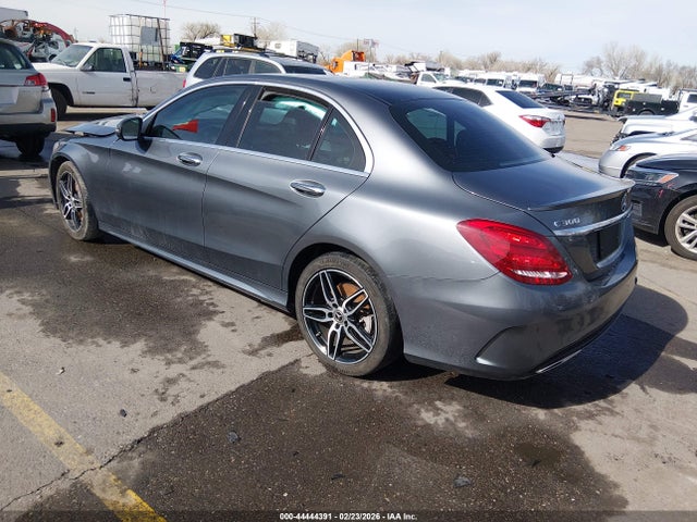 55SWF4KB0JU243582 Mercedes-Benz C 300 4matic