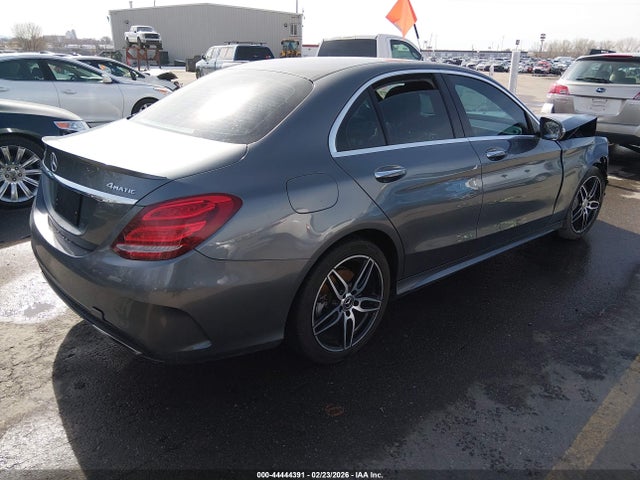 55SWF4KB0JU243582 Mercedes-Benz C 300 4matic
