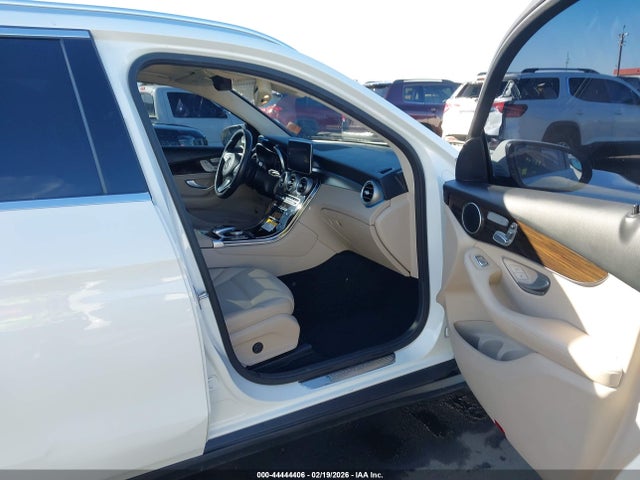 WDC0G4KB4GF088411 Mercedes-Benz Glc 300 4matic
