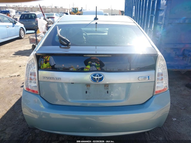 Toyota PRIUS PLUG-IN 2015 JTDKN3DP9F3072955 Image 16
