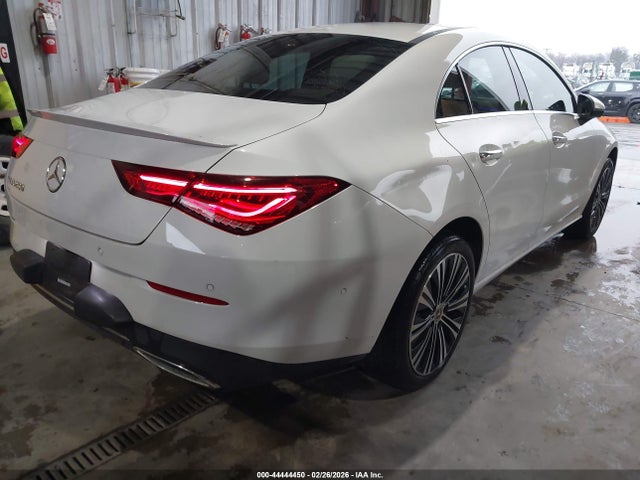 2022 MERCEDES-BENZ CLA 250 COUPE W1K5J4GB8NN314335 Photo 3
